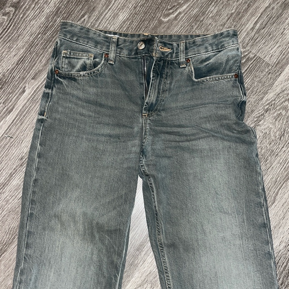Mid rise wide leg jeans